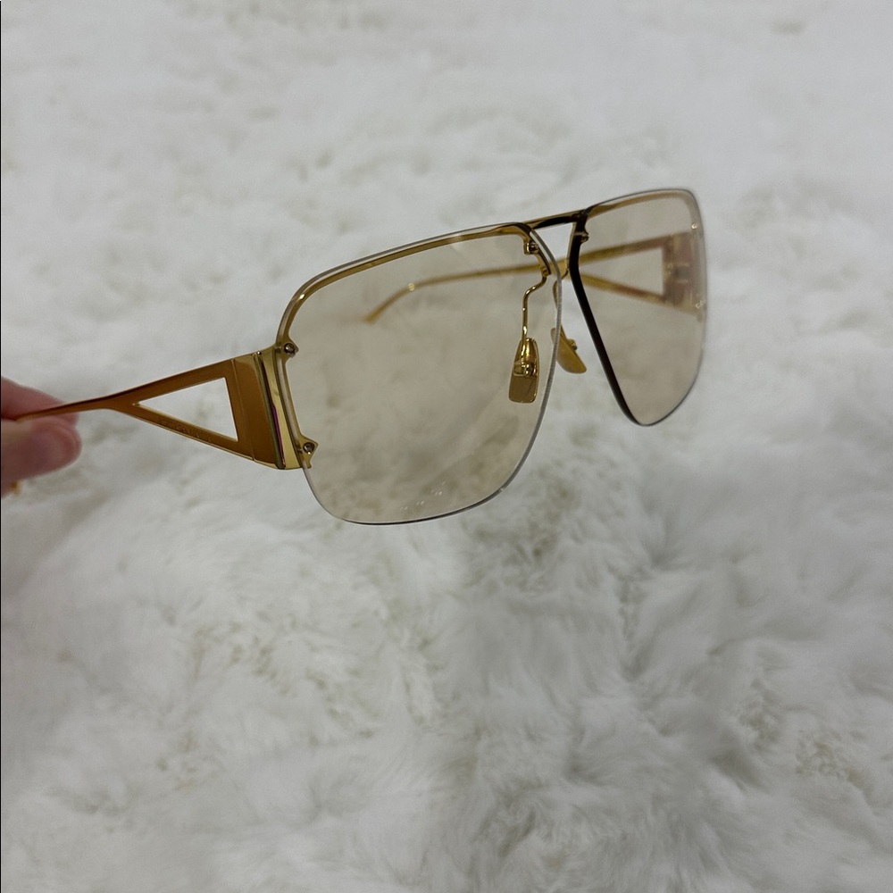 BOTTEGA VENETA SUNGLASSES - Picture 7 of 16